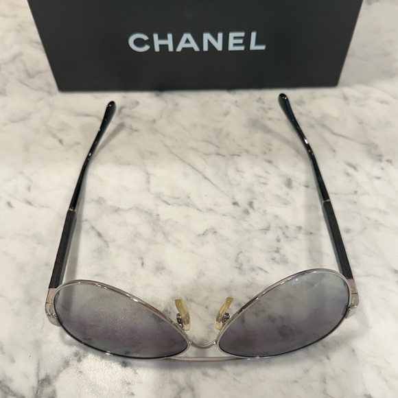 Chanel Silver Frame with Black Leather Arm Sunglasses - Picture 4 of 16